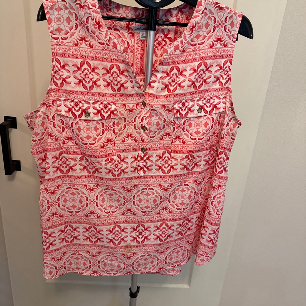 Women's Croft & Barrow Red White Patterned Sleeveless Blouse XXL